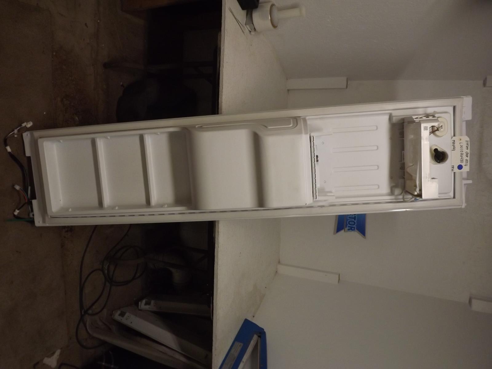 Maytag Refrigerator LW11026430 Freezer Door Assembly New Maytag Refrigerator LW11026430 Freezer Door Assembly New